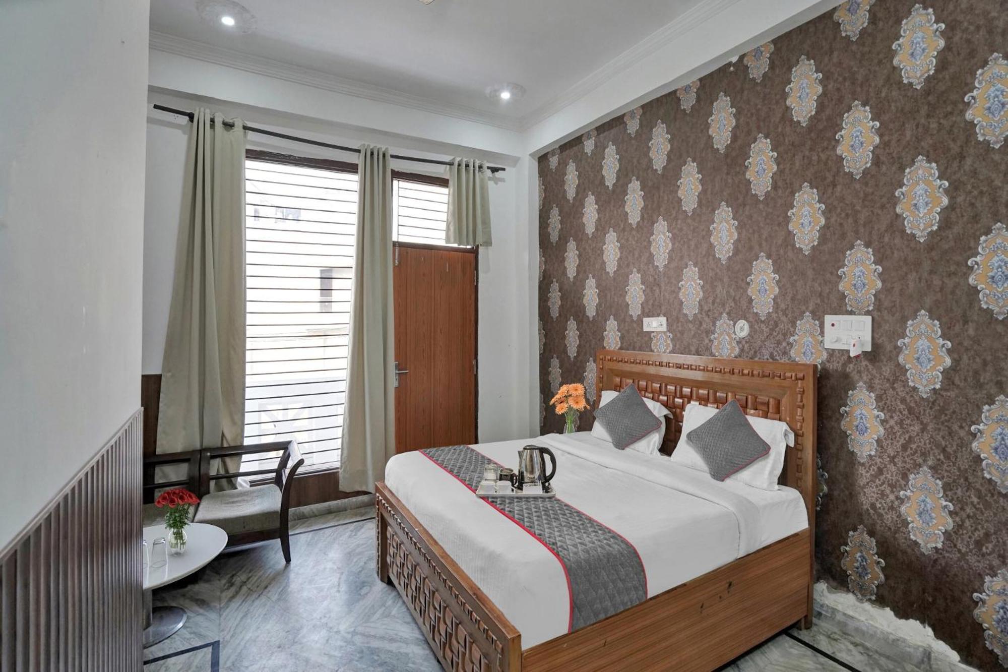 Collection O Samira Residency Near Botanic Garden Of Indian Republic Ξενοδοχείο Νόιντα Εξωτερικό φωτογραφία