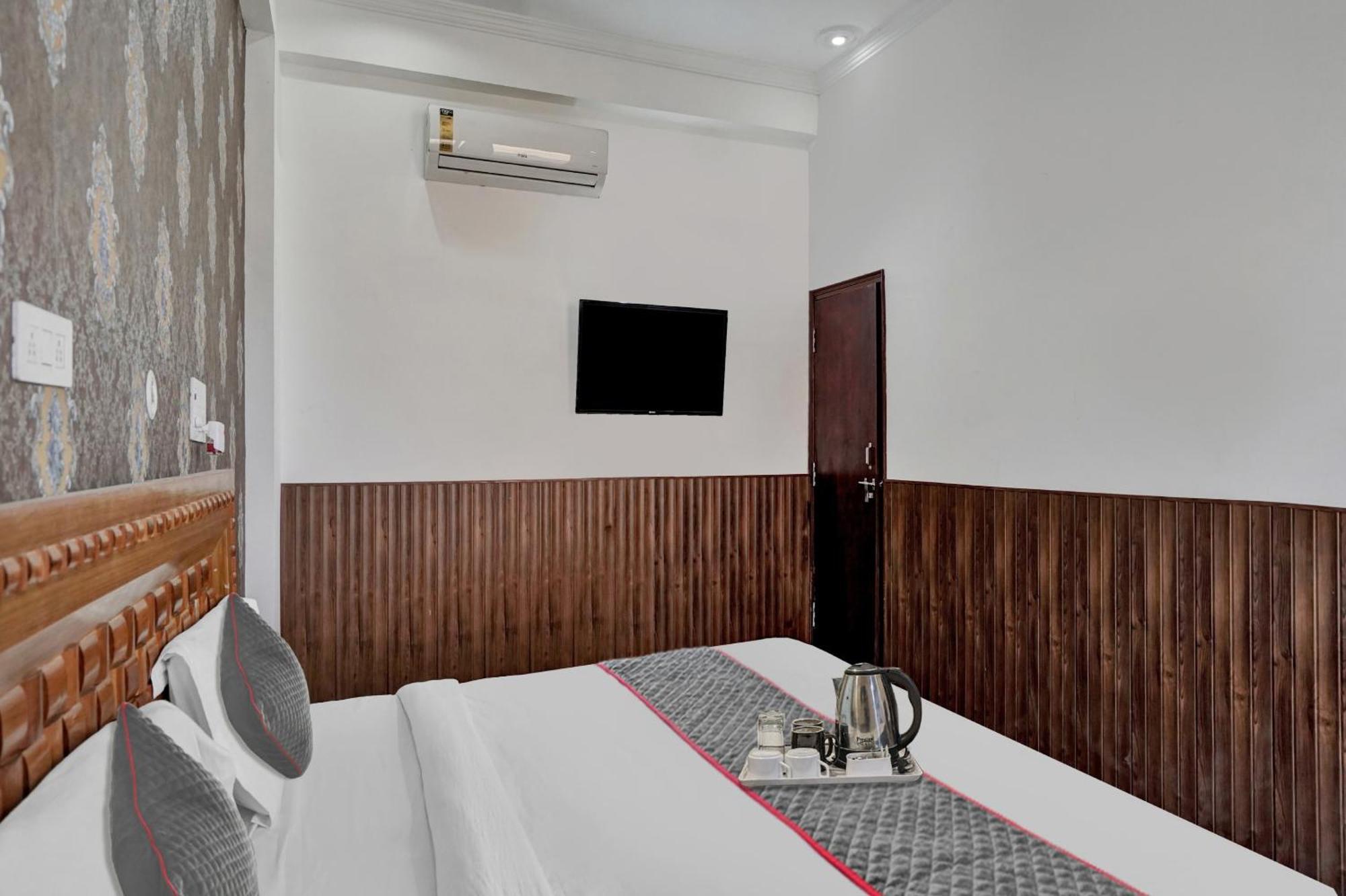 Collection O Samira Residency Near Botanic Garden Of Indian Republic Ξενοδοχείο Νόιντα Εξωτερικό φωτογραφία