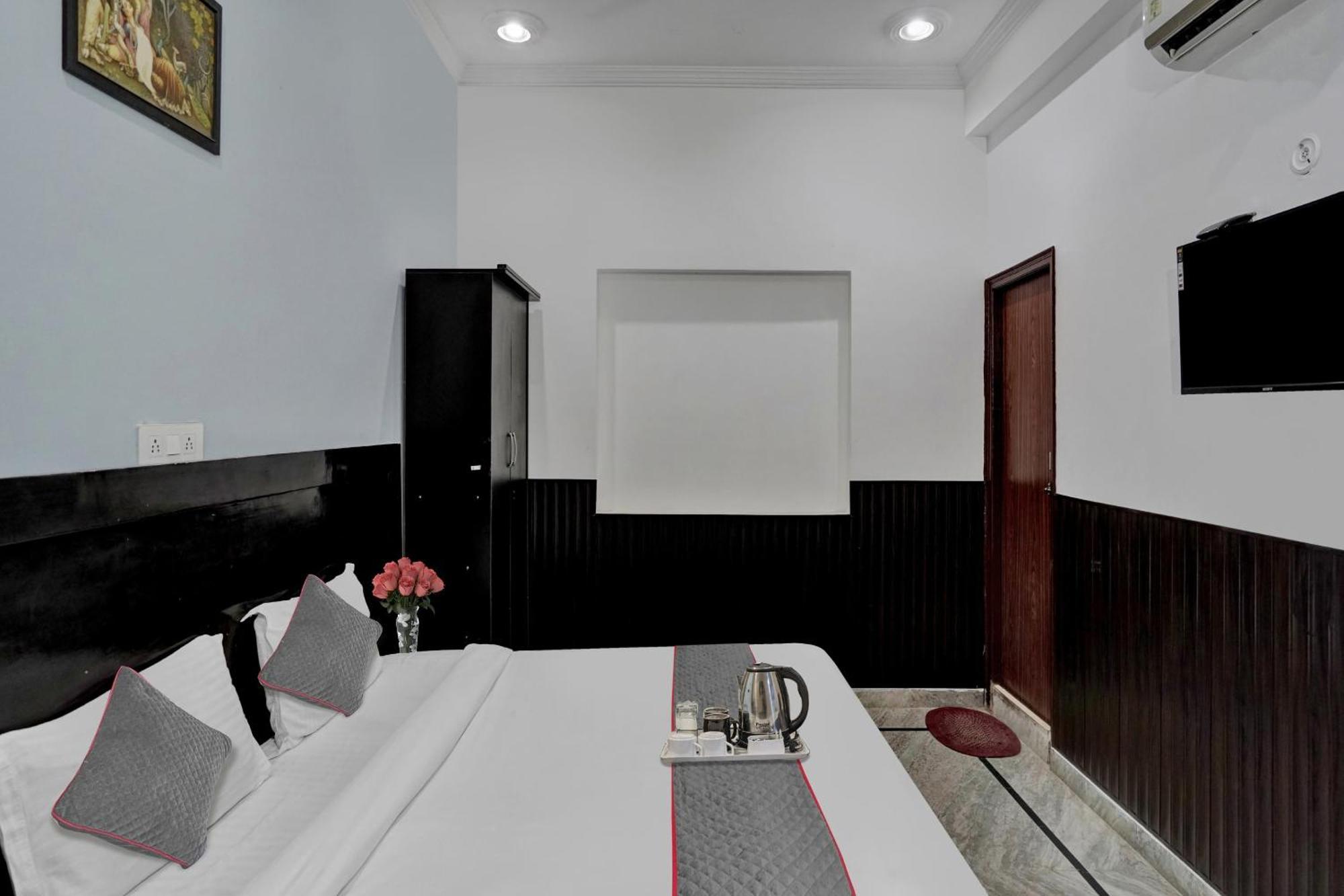 Collection O Samira Residency Near Botanic Garden Of Indian Republic Ξενοδοχείο Νόιντα Εξωτερικό φωτογραφία
